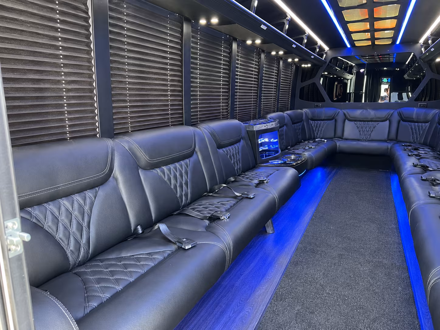 airport transfer buses for out of town wedding guests
