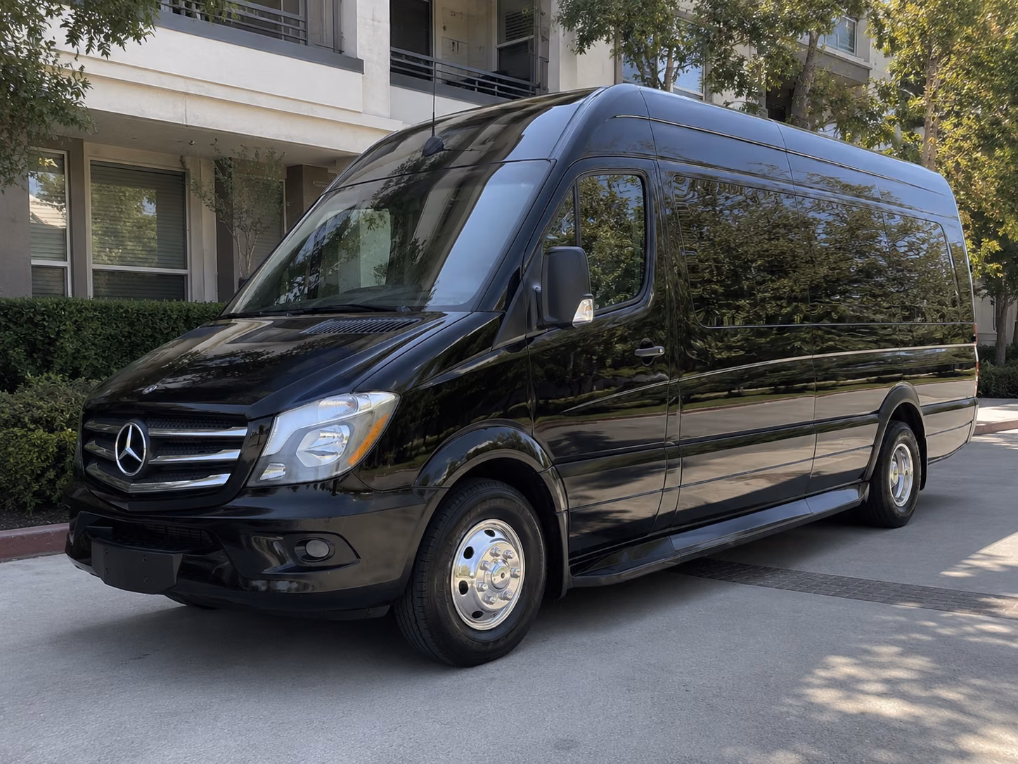 reserve transportation for your next wedding 2
