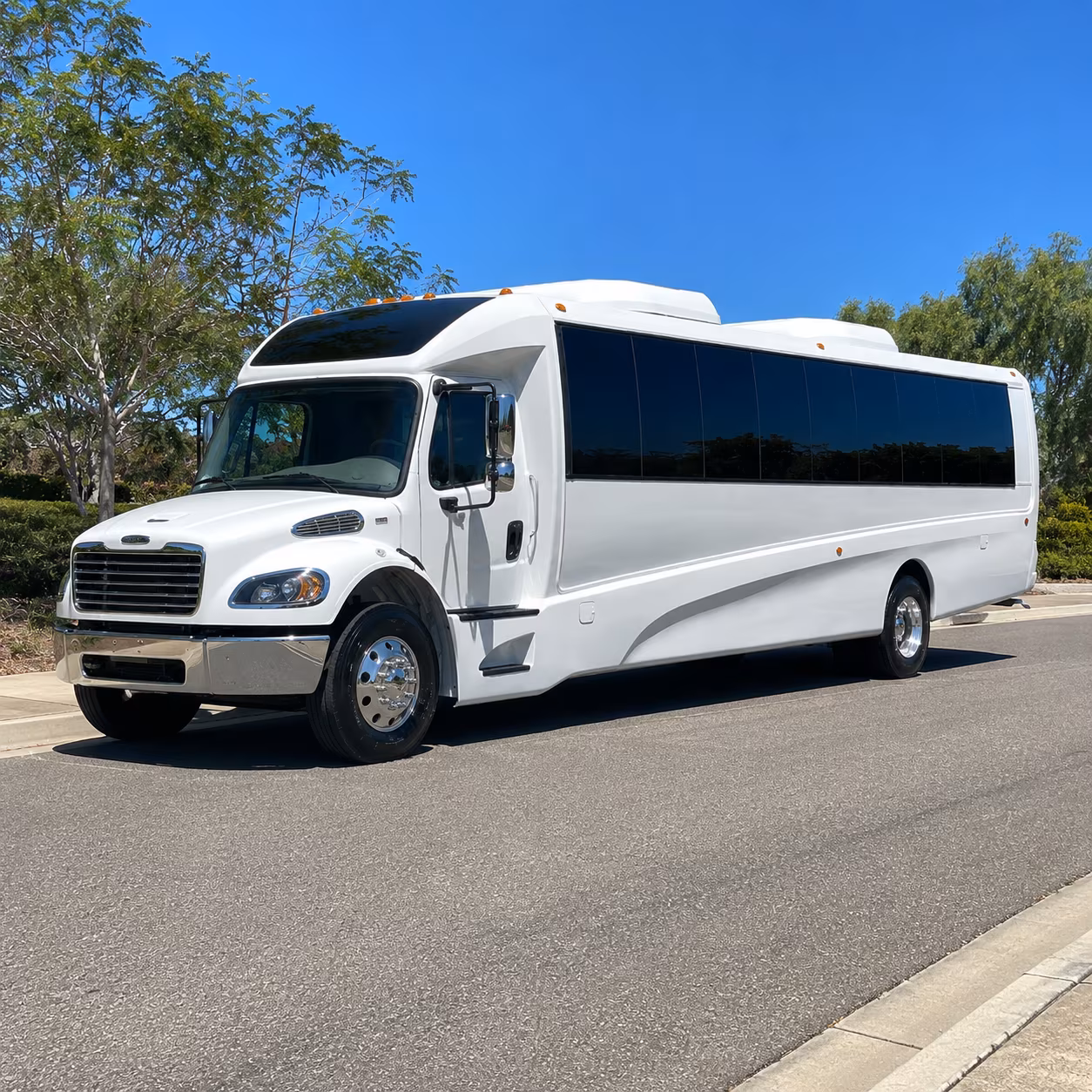 riverside 18 passenger minibus