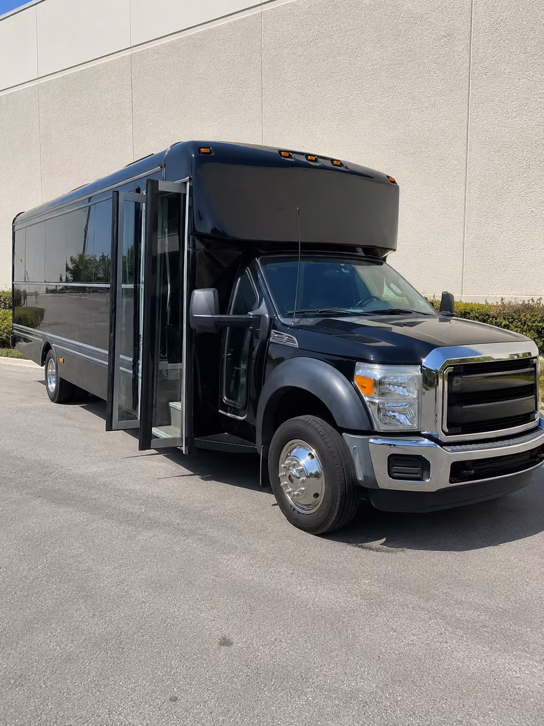 riverside prom party bus rental
